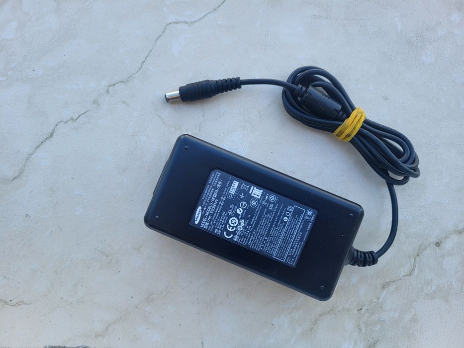 Alimentator monitor Samsung 14V 4A 56W mufa cu pin
