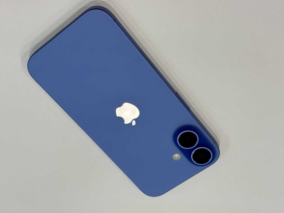 iPhone 16 • 128GB • Blue • 100% Battery Health • 0 Cycles