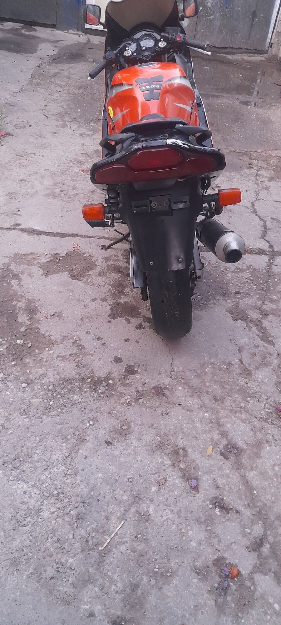 Dezmembrez suzuki rf 400