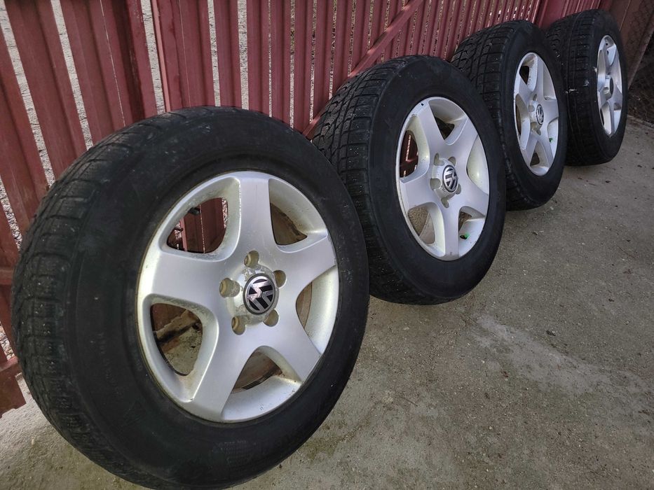 Jante cu anvelope de iarna - R17