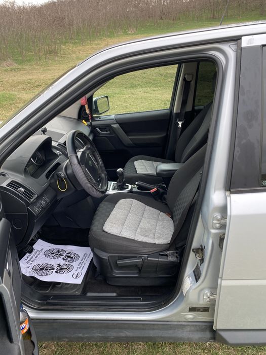 Land rover freelender 2