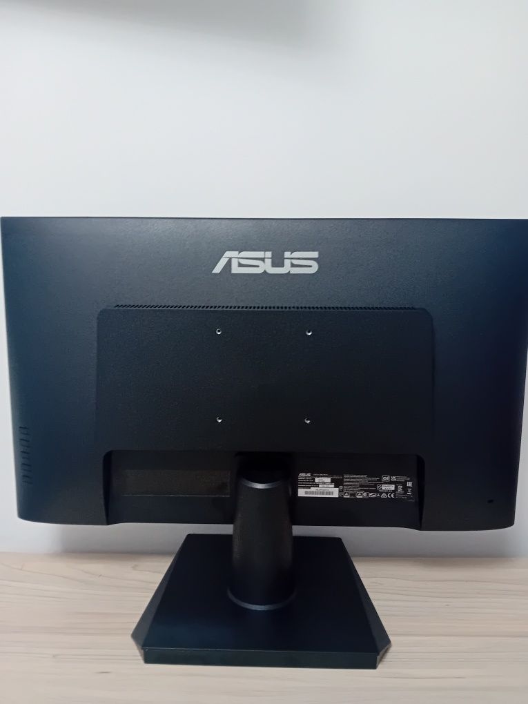 Vând monitor Asus 27inci 75hz