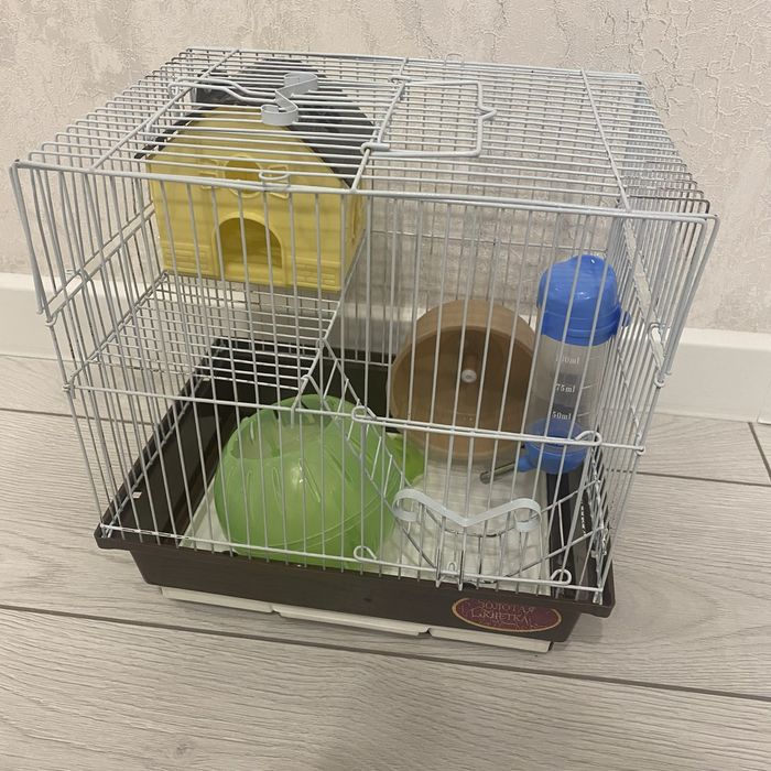 Продам клетку для хомяка
