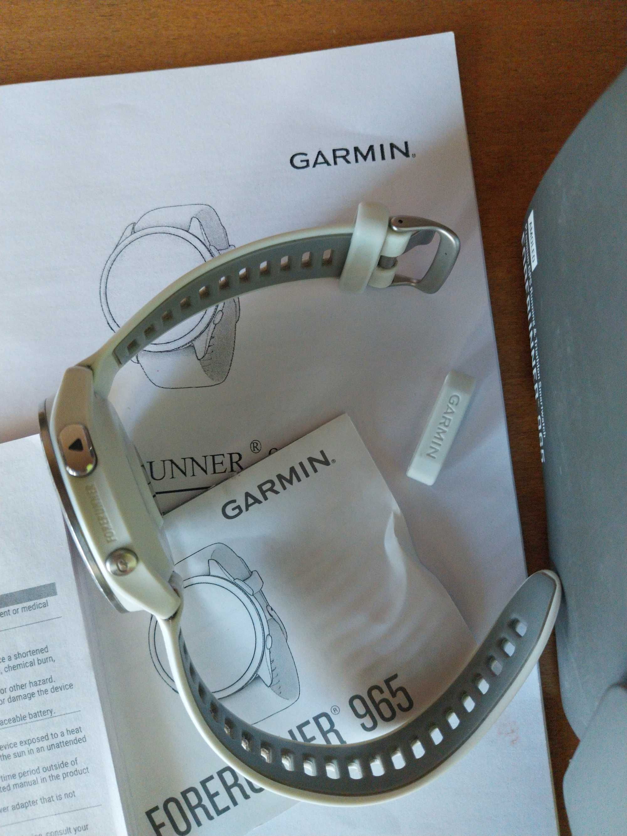 Часовник FORERUNNER 965 Garmin