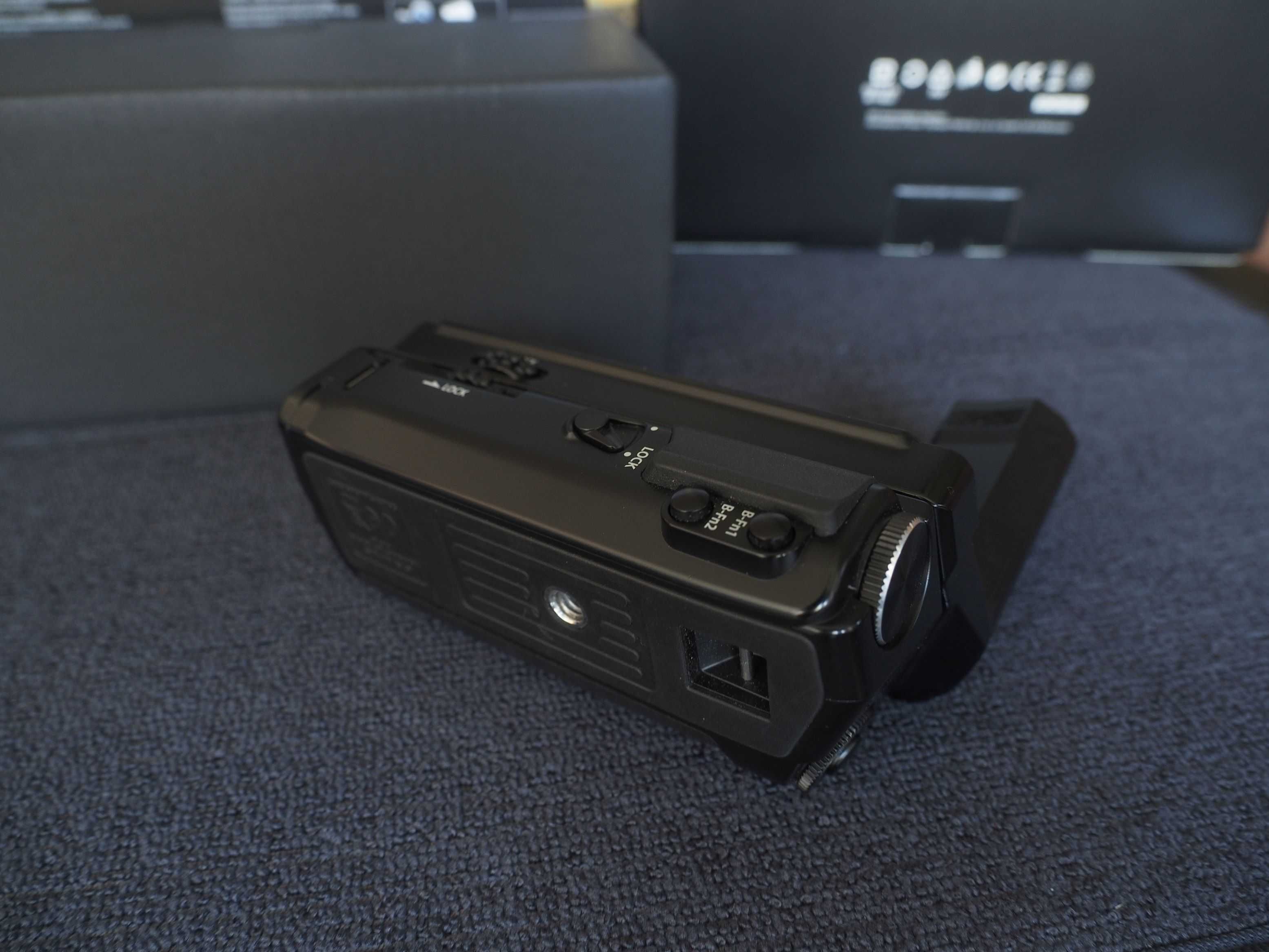 Vand Olympus HLD-8 -grip pentru OM-D E-M5 Mark II