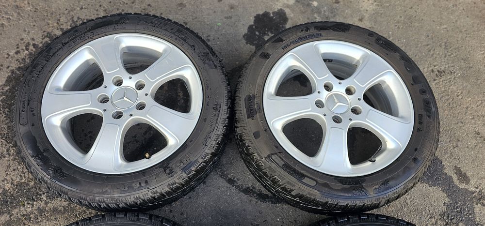 Jante aluminiu cu anvelope de iarna 195/55R16