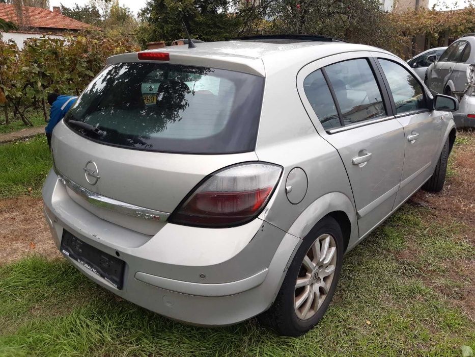 Опел Астра 2006г. Opel Astra 1,7 cdt на части!