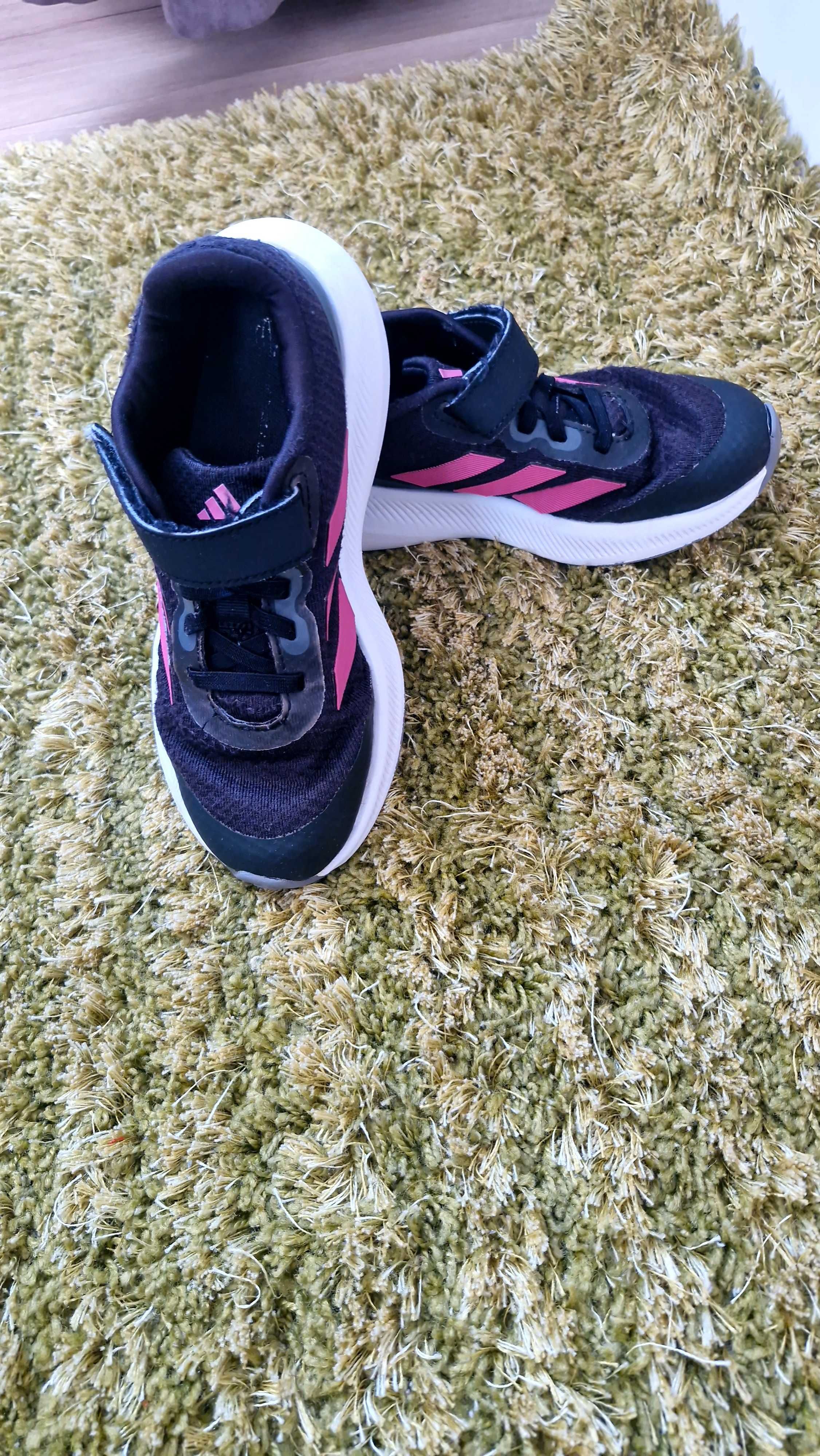 Adidas размер 32 3чифта 50лв