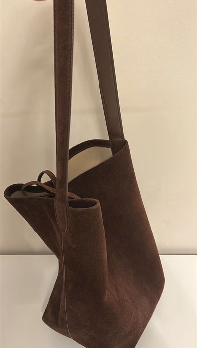 Сумка the row, ведро, замша, шоколад
