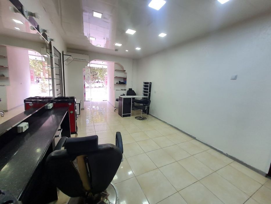 Продаётся нежилое помещение с готовыми арендодателями