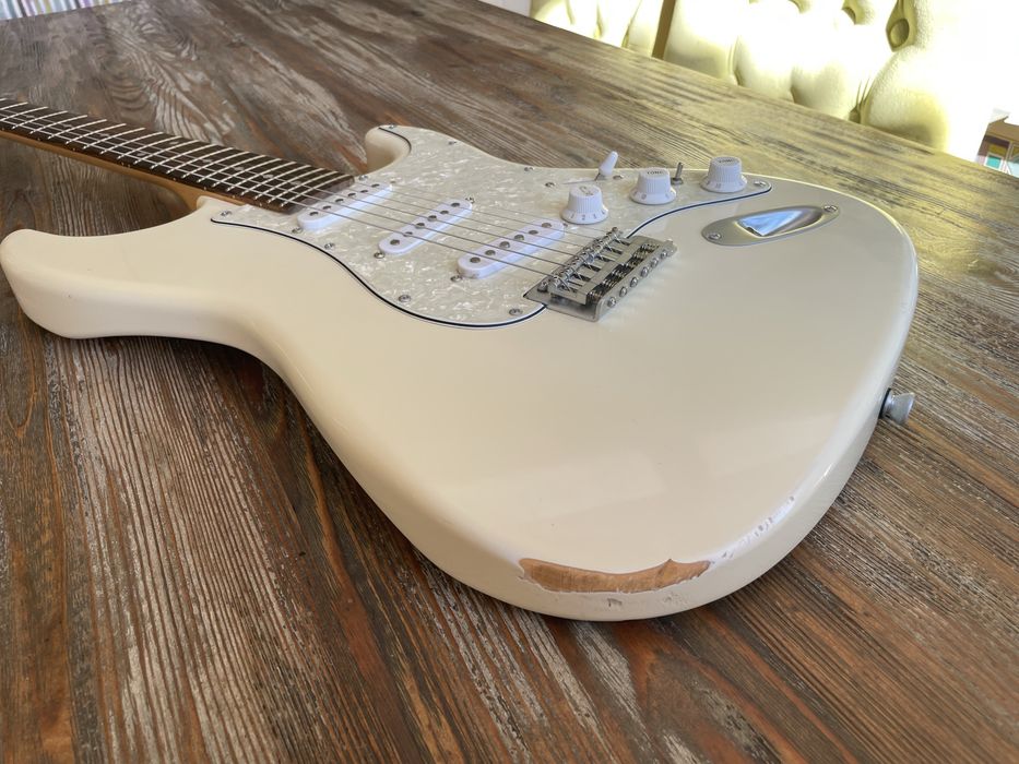 Стратокастер Реплика