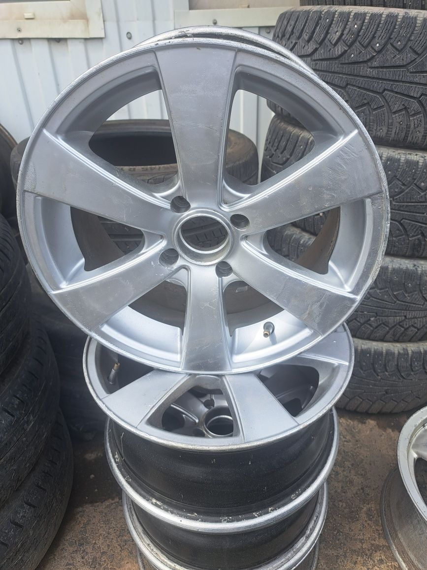 Продам диски разболтовка 4×100