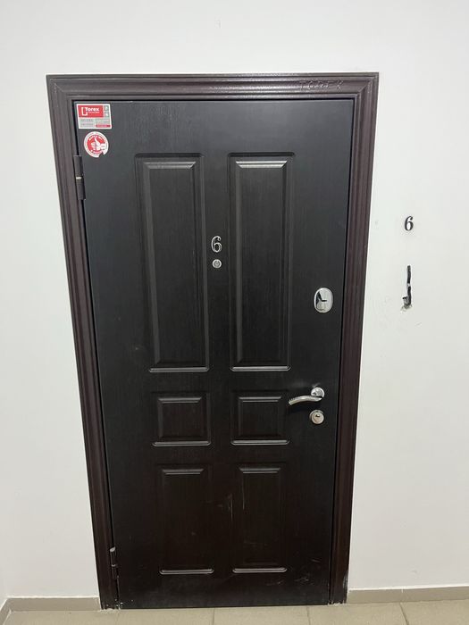 Продам дверь входная торекс