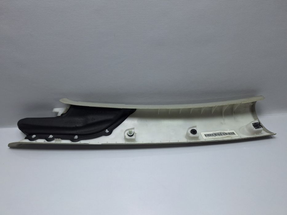 Ornament parbriz dreapta VOLKSWAGEN PASSAT Variant 3C5 2005 - 2011 TDI