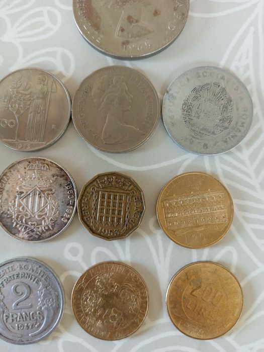 Monede vechi în stare perfecta