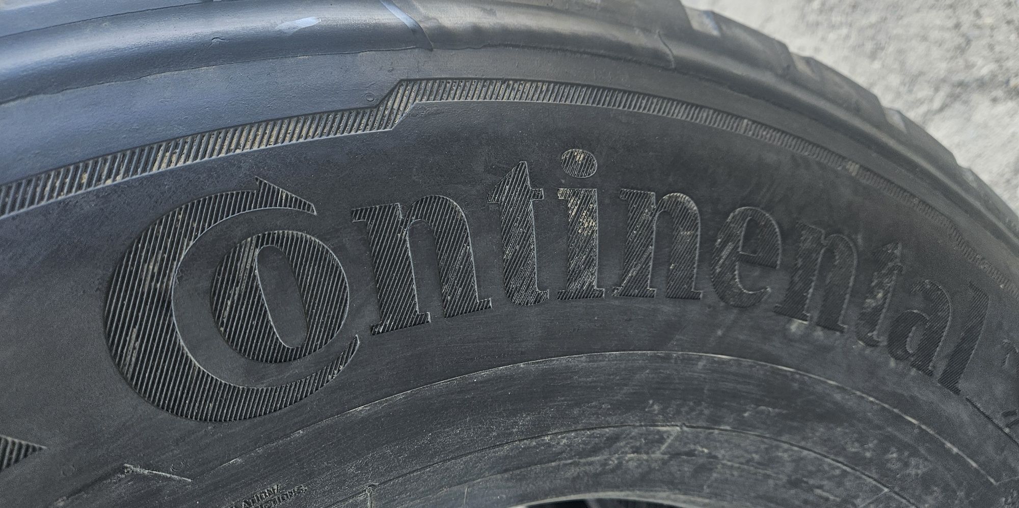 385/55 R22. 5, Anvelope resapate Bandag pe carcasa Continental