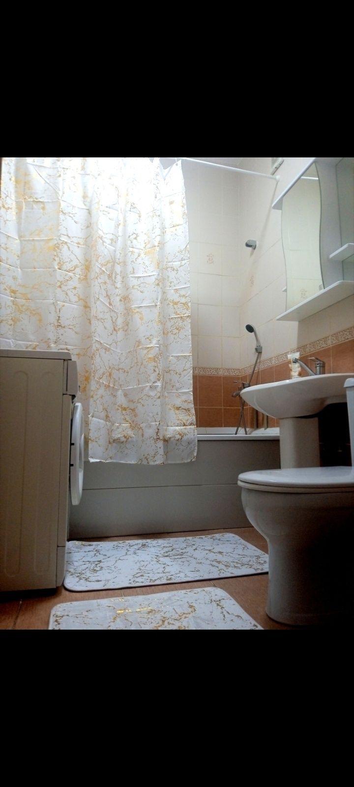 Продам одно-ую квартиру в мкр Алмагуль.