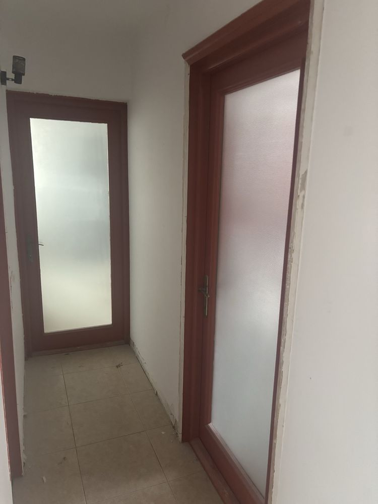 Usi interioare de lemn