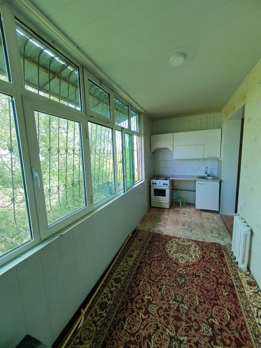 Yangi bozor 80 oldidan 2 xonalik uy sotiladi