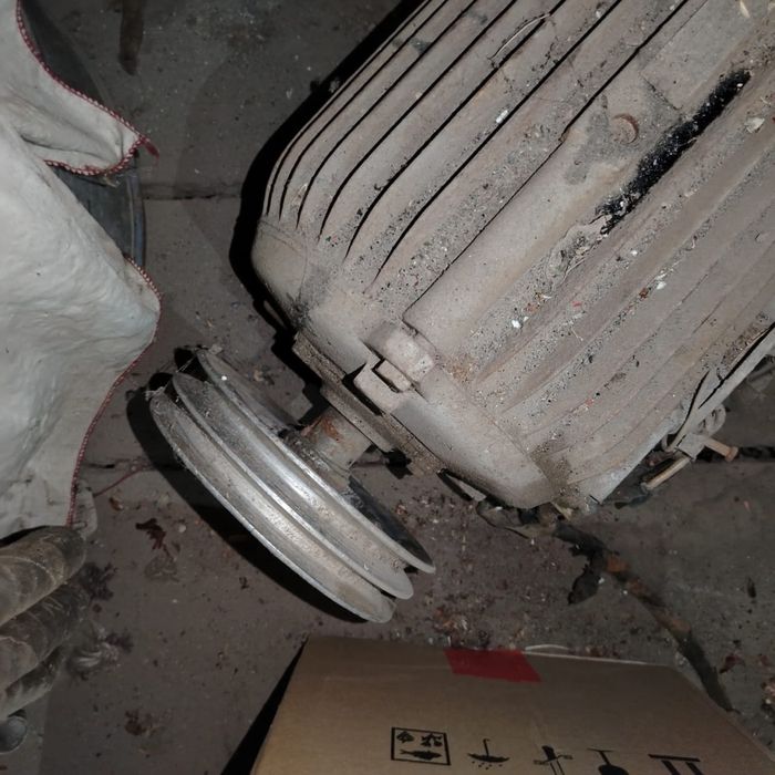 Продам электродвигатель асинхронный