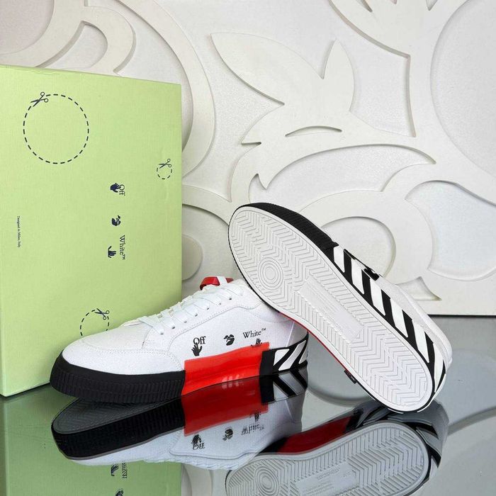 Adidași bărbați piele