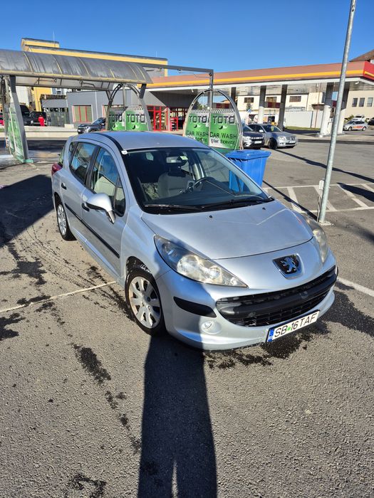 Vând Puegeot 207sw