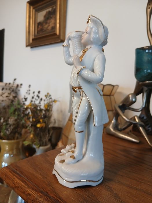 Bibelou din porțelan,proveniență Italia.