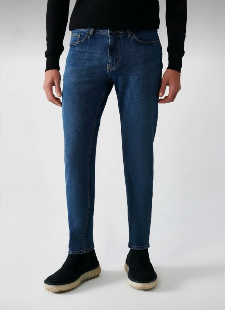 Продам джинсы фирмы AVVA новые