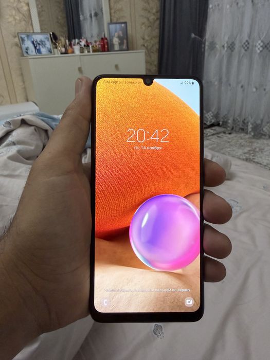 Srochna telefon sotiladi samsung a32 xolati yaxshi karobka bor