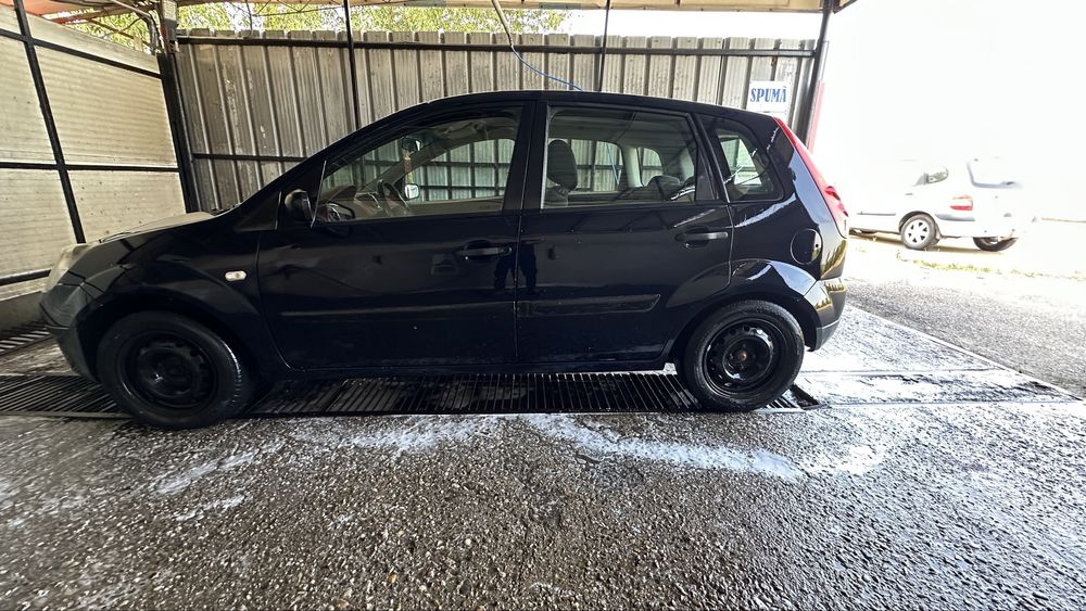 Ford fiesta 1.3 benzina