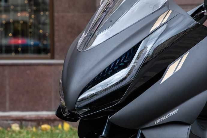 Новый скутер ZONTES ZT350T-E