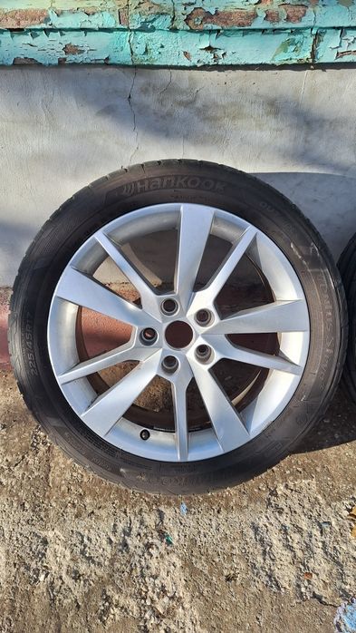 Jante aliaj Skoda R17 cu anvelope Hancook Runflat 225/45/R17