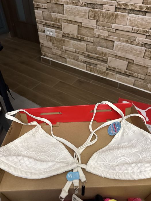 Vand sutien, model triunghi, nou, marime s, marime m