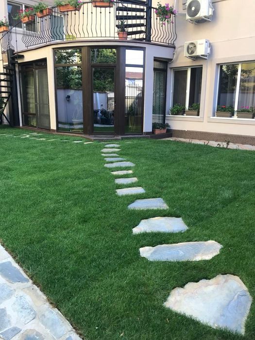 Vând pași de grădină diferite dimensiuni diferite culori