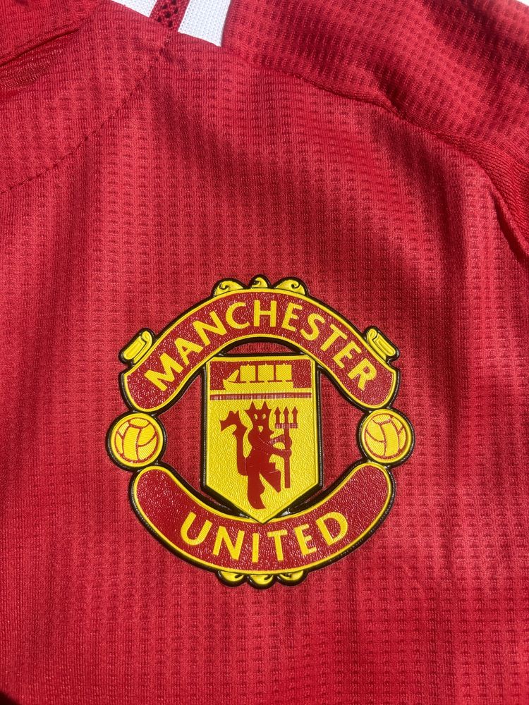 Тениска на Manchester United 2024/25