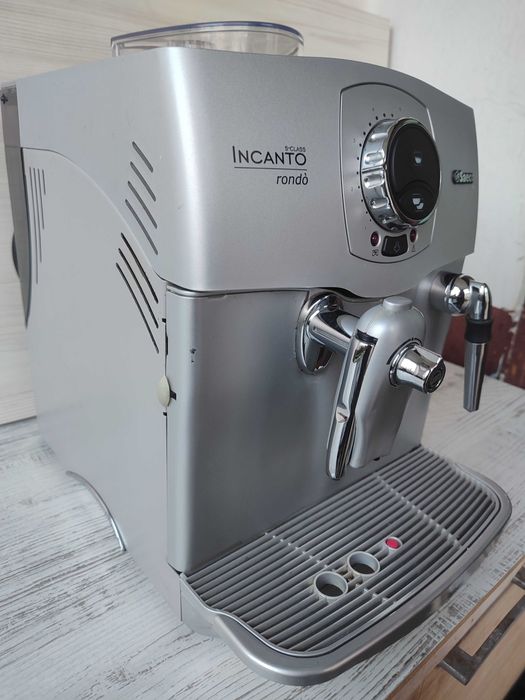 Кафеавтомат - робот Saeco Incanto Rondo