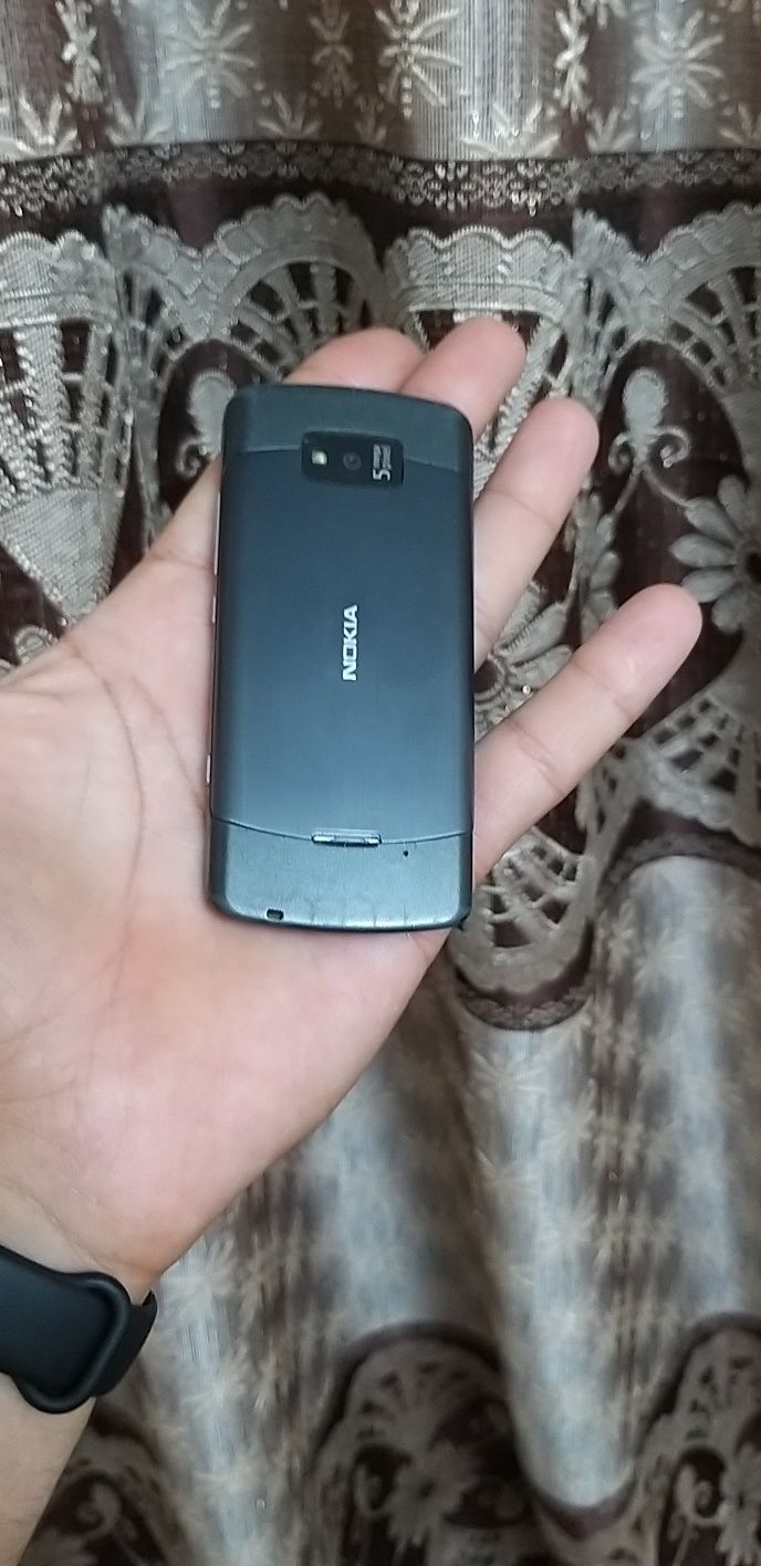 Nokia 700 Belle 2г