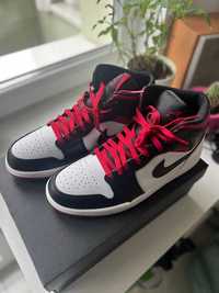 Маратонки Nike Air Jordan 1 Mid