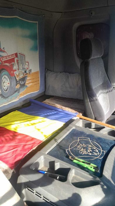 Vând SCANIA 8x4 Basculantă