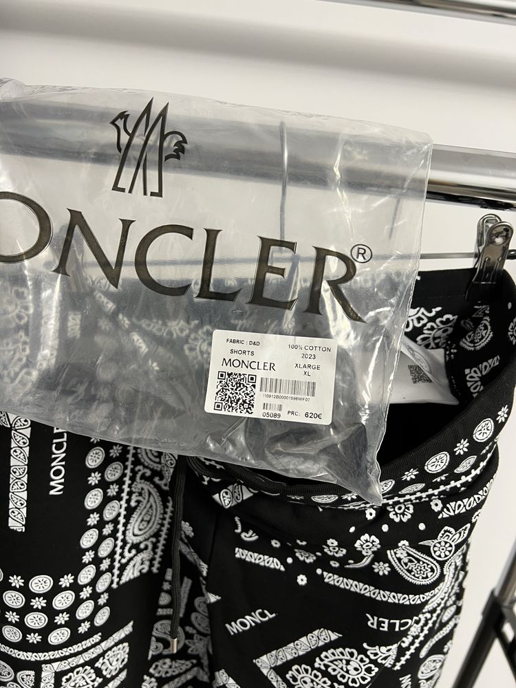 Pantaloni M O N CLER super calitate