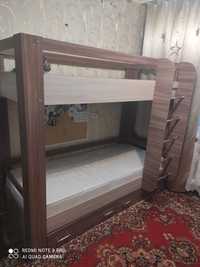 Кровать двухэтажная с одним матрасом