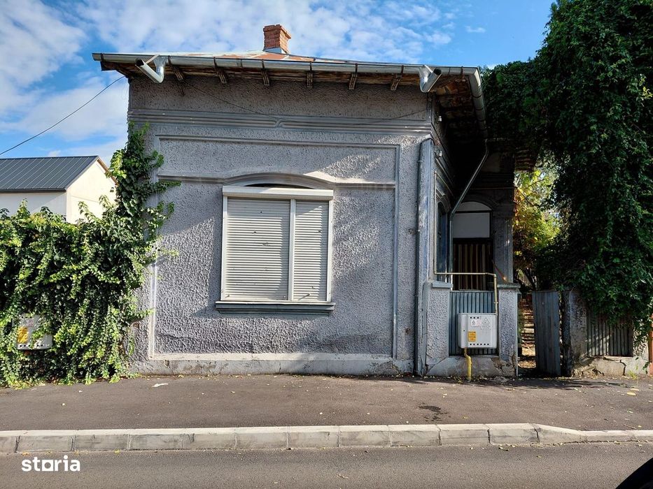 Casa 240mp Teren cu dublu acces Str. Calugareni si Str. Dunarii Giurgi