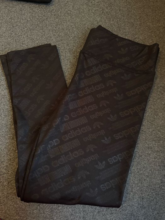 Дамски спортни клинове