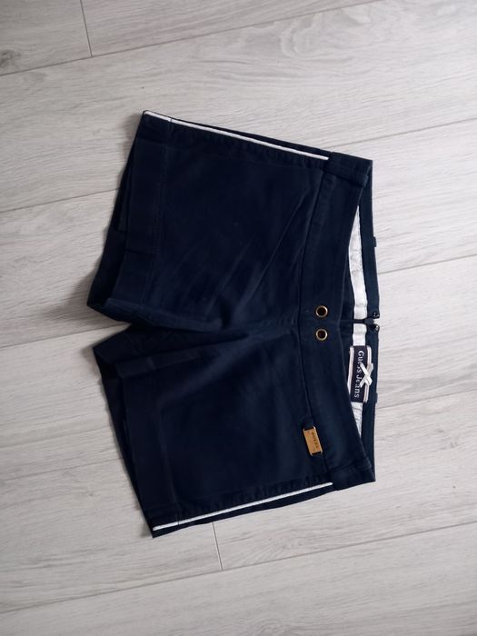 Pantaloni scurți guess dama