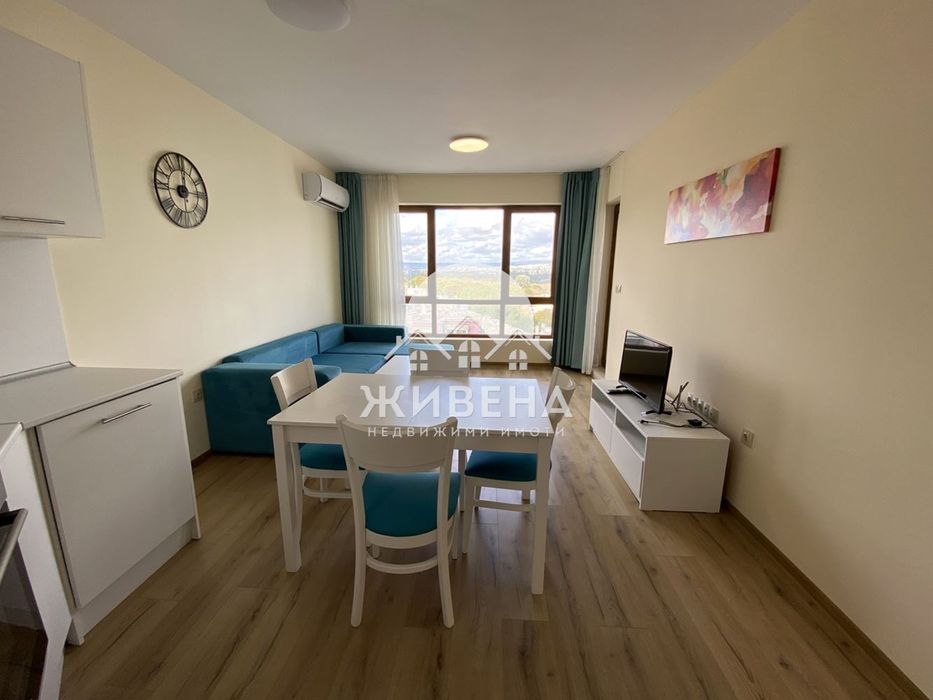 Обзаведен 3-стаен апартамент с морска панорама, кв. Аспарухово