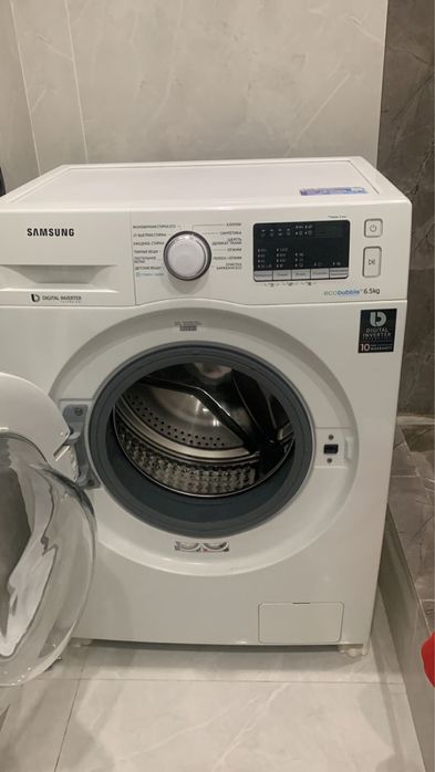 Стиральная машина Samsung