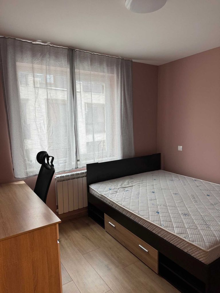 Продава се Тристаен апартамент в София, Зона Б-5-3 - 91 кв.м за 1902 €/кв.м - Снимка #3