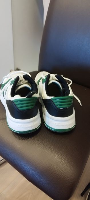 AdidașiI Champions masura 37.5