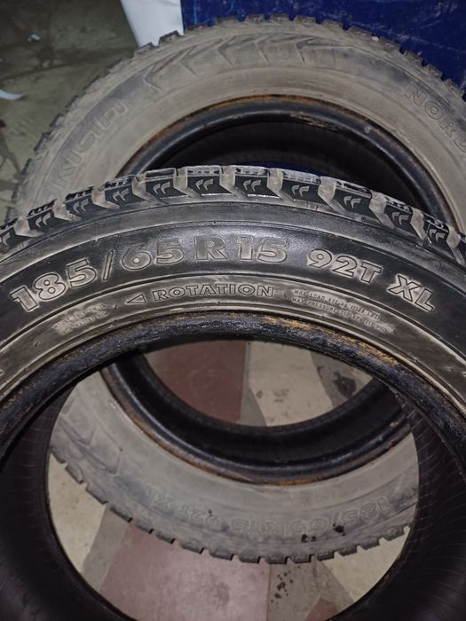Продам зимние покрышки