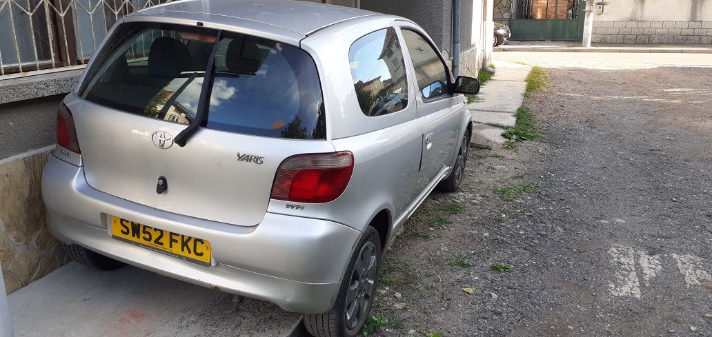 Toyota Yaris 1.0 68 к.с. 2003г.